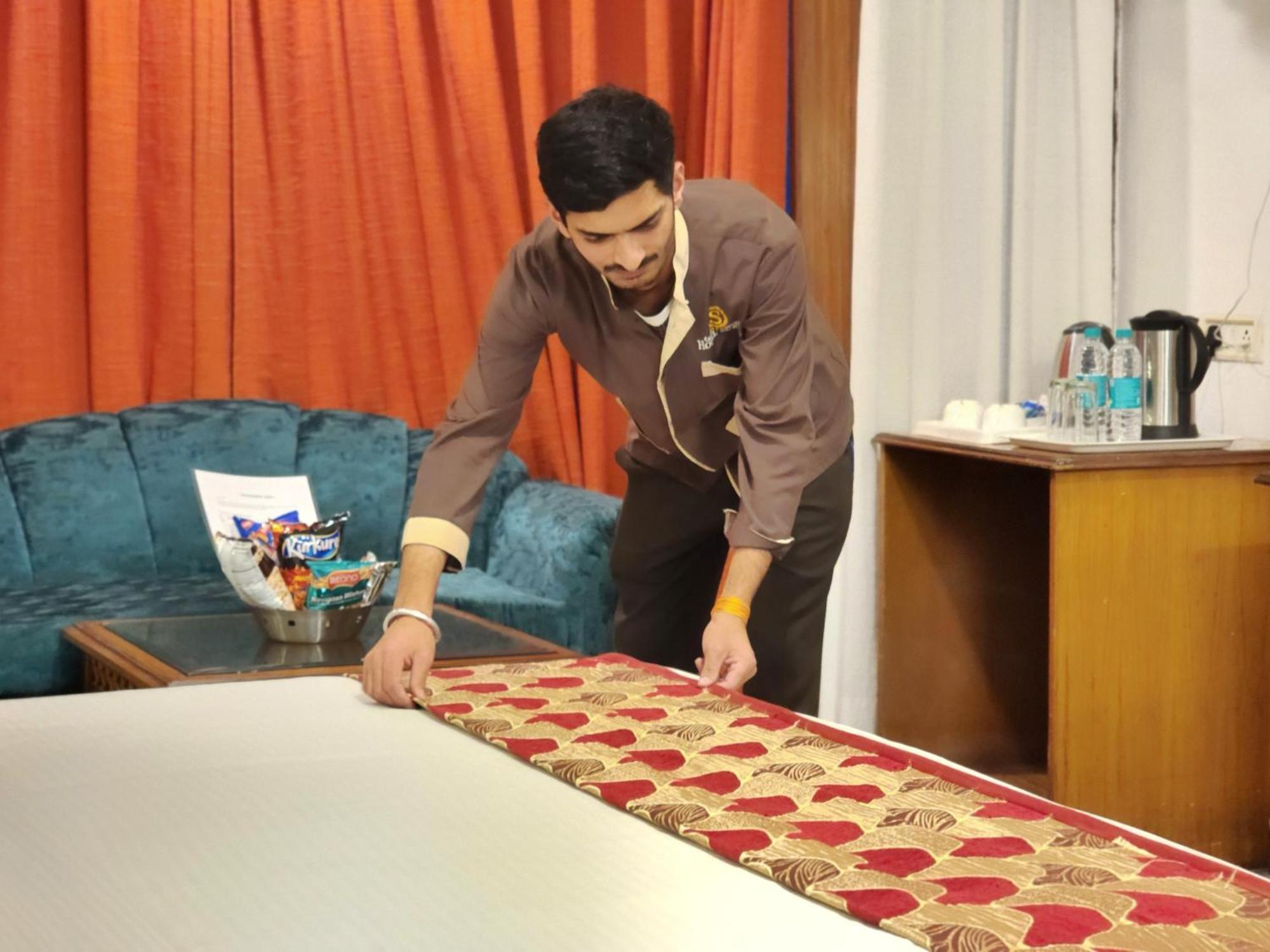 Hotel Surya Shimla Extérieur photo