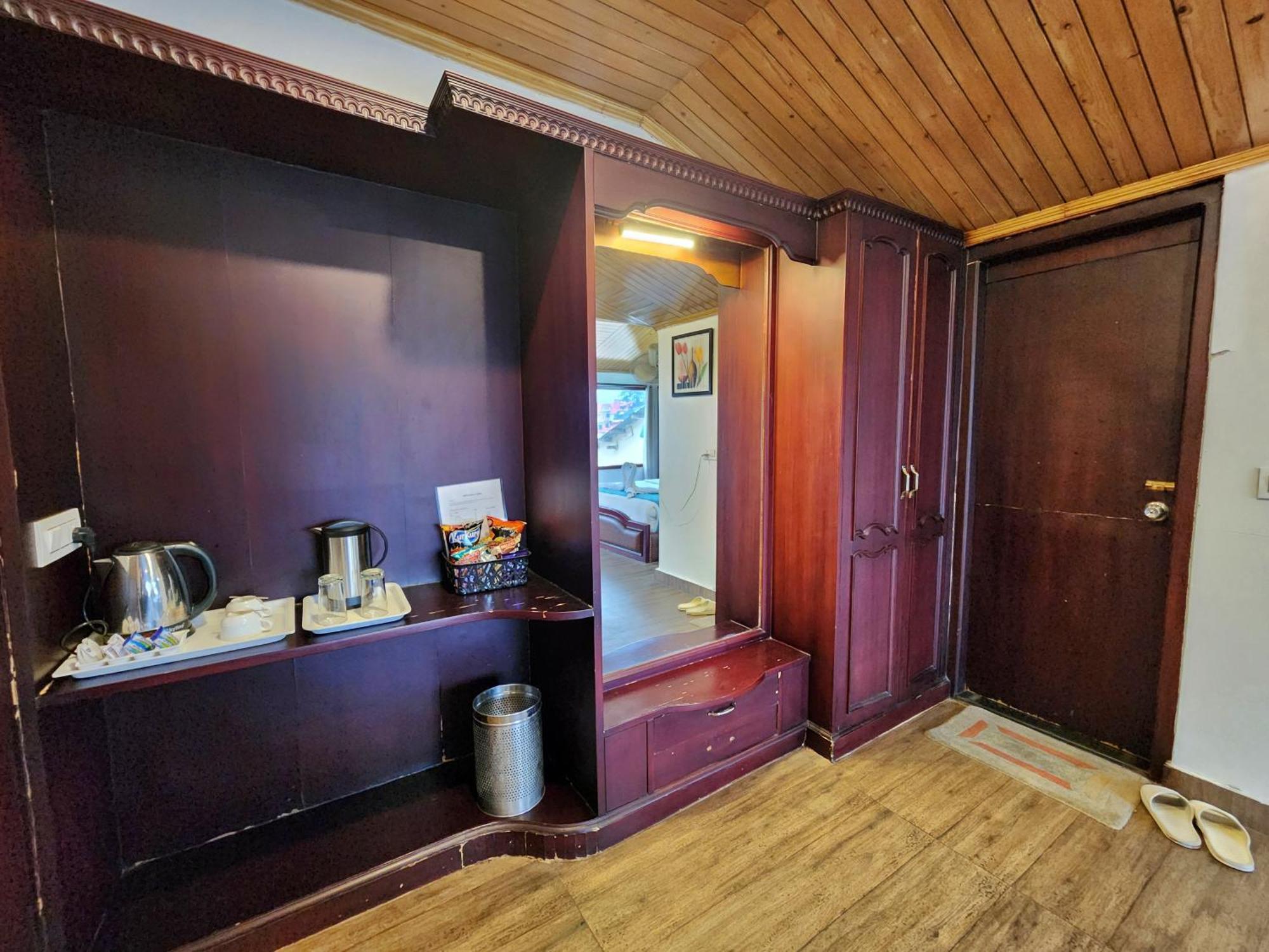 Hotel Surya Shimla Extérieur photo