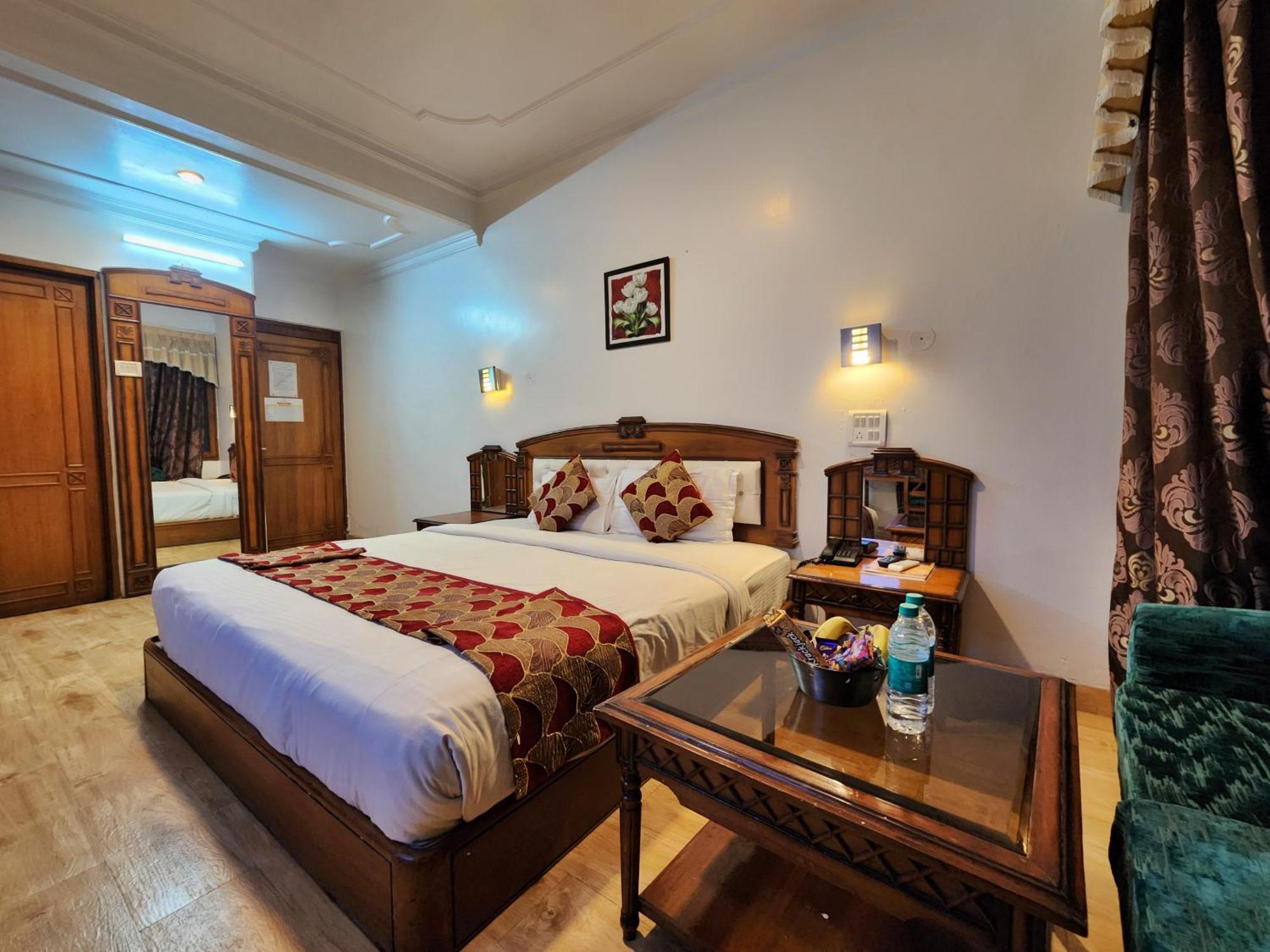 Hotel Surya Shimla Extérieur photo